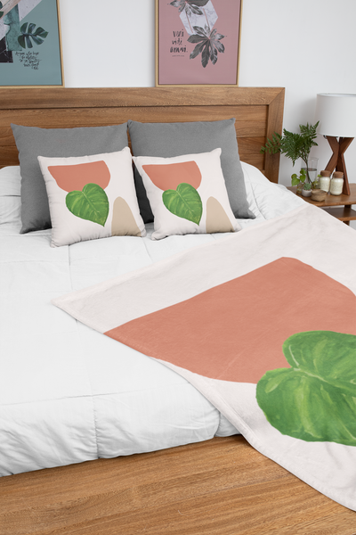 Heart Leaf Plush Blanket